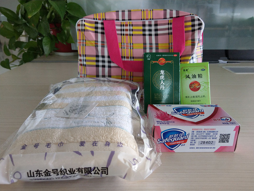 奧聯(lián)夏日送清涼，工會(huì)關(guān)愛潤(rùn)心田